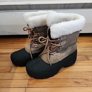 Quest Womens Boots 8M Beige Leather All Weather Pac Thinsulate Insulated Lace